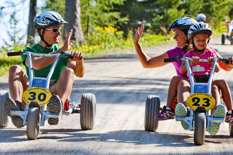 Unsere 7 Kilometer lange Go-Kart-Bahn bietet Spaß und Freude für Jedermann. | © Tom Lamm